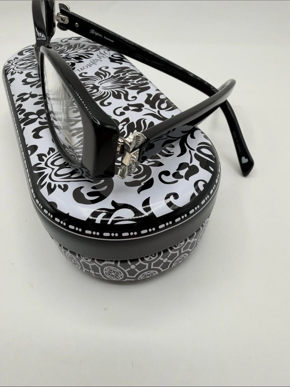 Brighton Girlie Bow Black Reading Glasses with Decorative Case 1.0